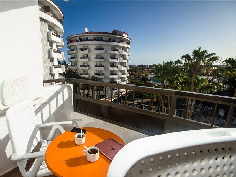 Servatur Waikiki Плая дел Инглес Екстериор снимка